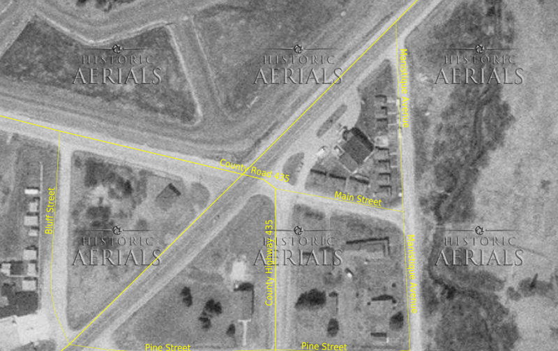 Woodys Outpost (Schaves Tourist Court, Grants Modern Tourist Court) - 1977 (newer photo)